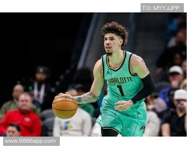 湖人引进克莱加福德黄蜂获得八村与其他球员三方交易构想解析