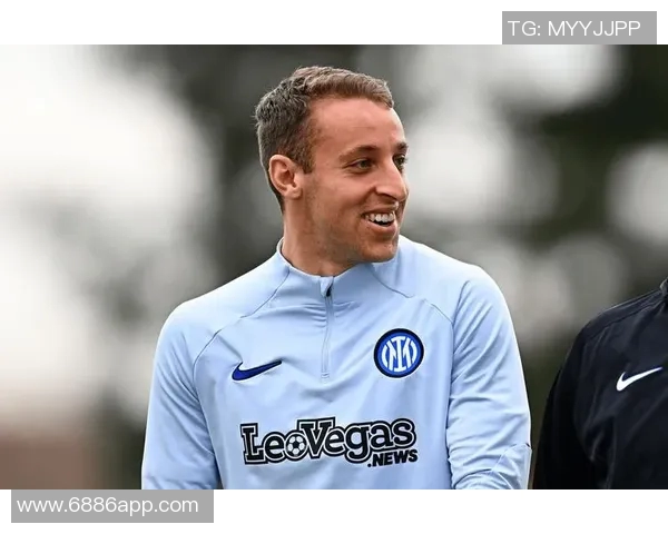 意天空报道齐沃考虑锋线首发人选埃斯波西托出场机会逐渐增加