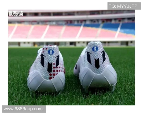 阿迪达斯全新梅西F50签名战靴将于明年四月发布橙金渐变色设计引关注